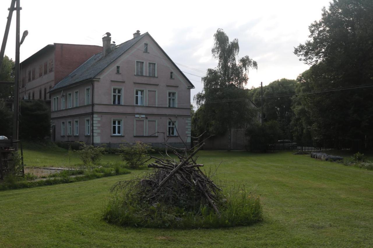 Pokoje W Starym Mlynie Hotel Kudowa-Zdrój Exterior foto